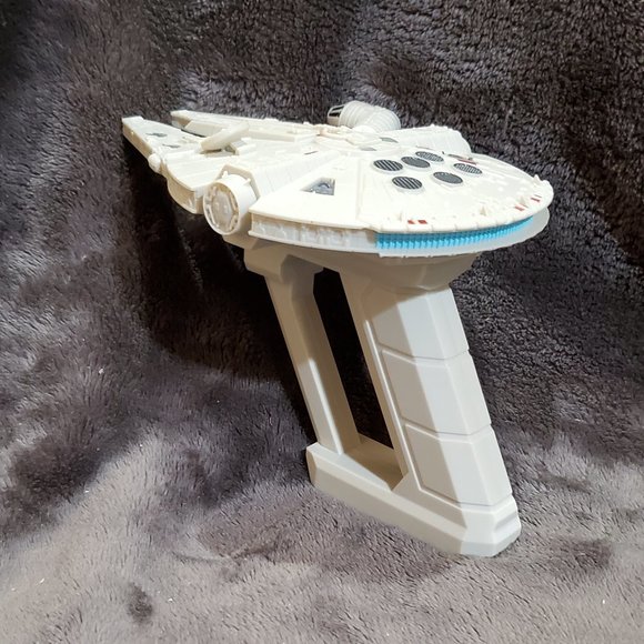 Millennium Falcon Star Wars Handheld Light and Sound Gun - Picture 3 of 10